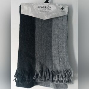 Reaction Kenneth Cole Scarf  Gray Color One Size